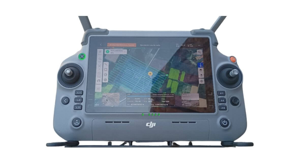 Dron para fotogrametría de Ingenieros asesores