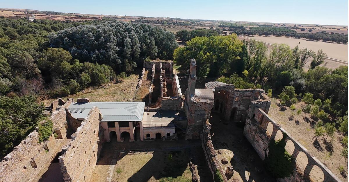Ruinas de Santa María de Moreruela